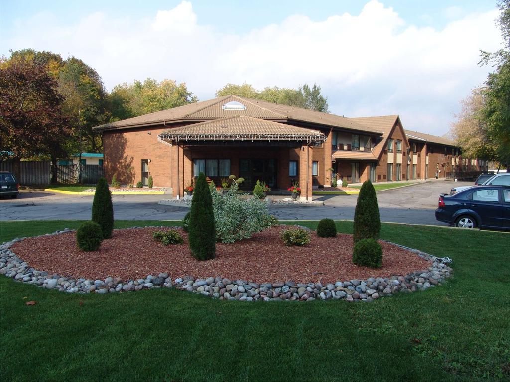 Comfort Inn East Scarborough Toronto Bagian luar foto