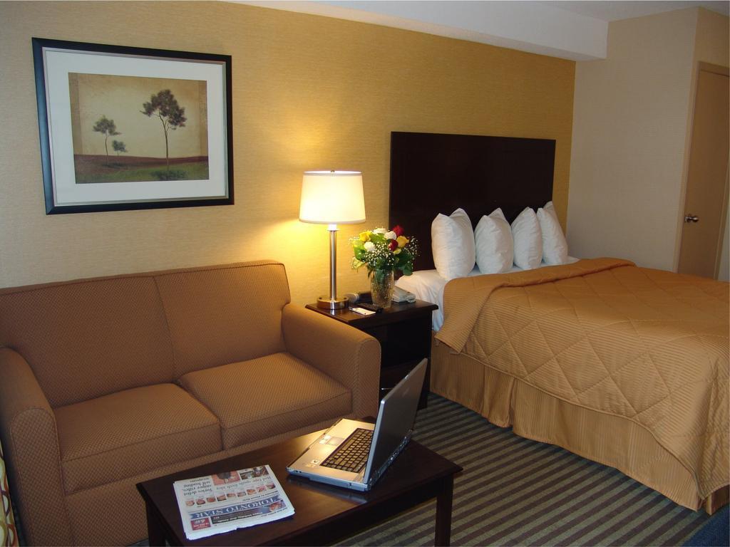 Comfort Inn East Scarborough Toronto Ruang foto