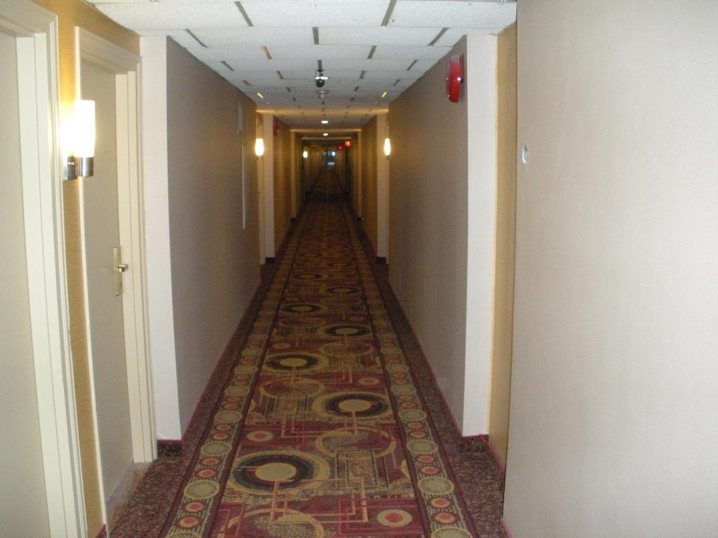 Comfort Inn East Scarborough Toronto Bagian luar foto