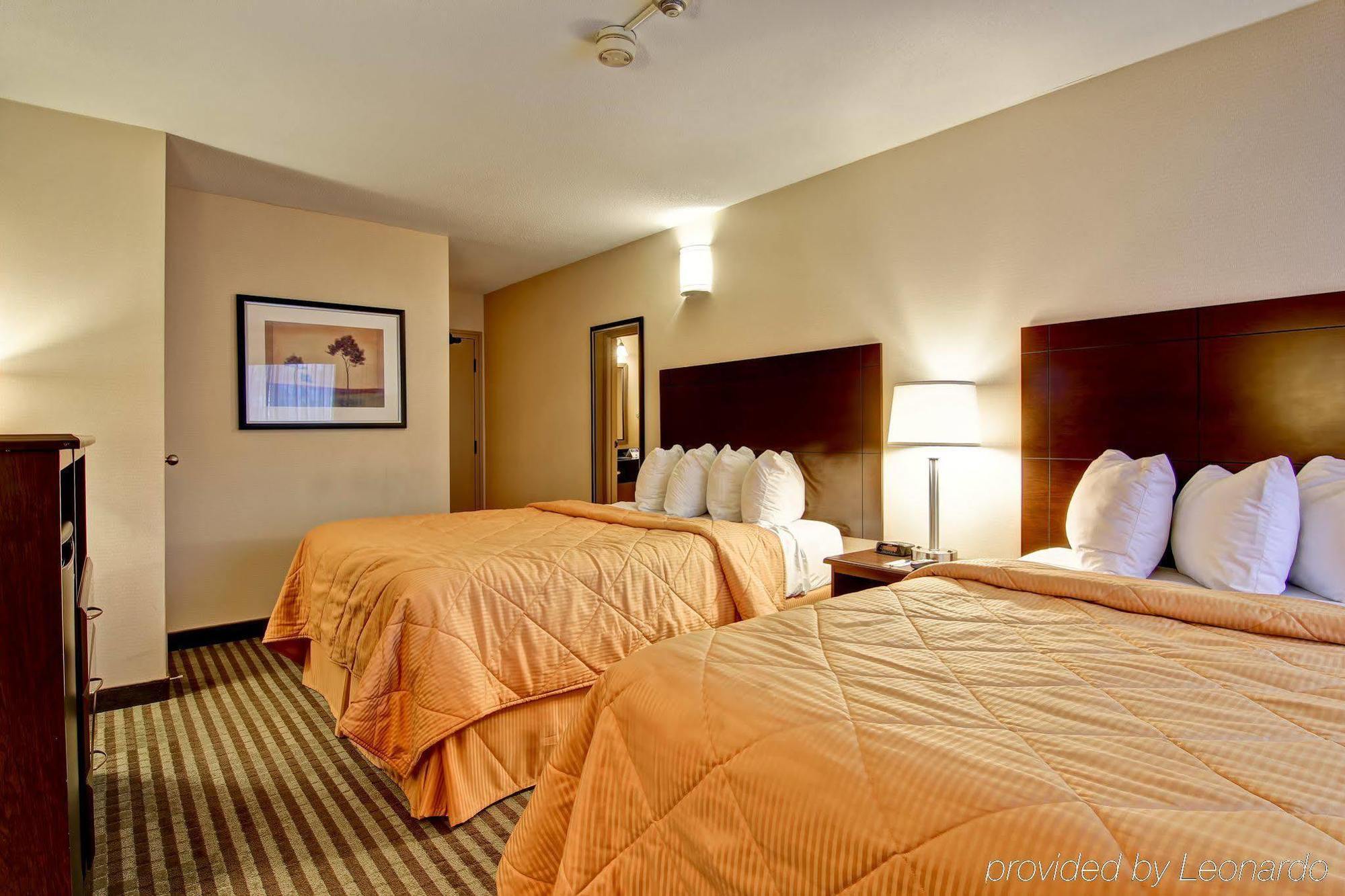 Comfort Inn East Scarborough Toronto Bagian luar foto