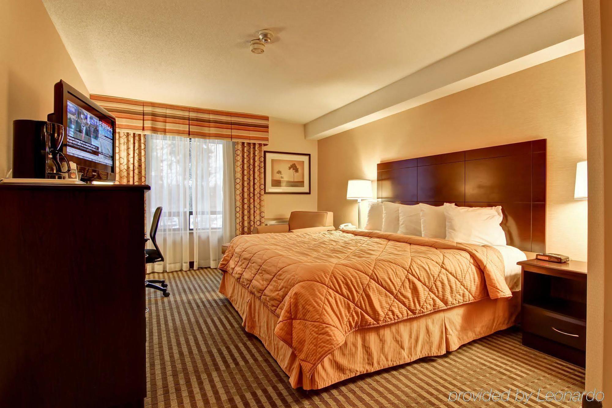 Comfort Inn East Scarborough Toronto Bagian luar foto